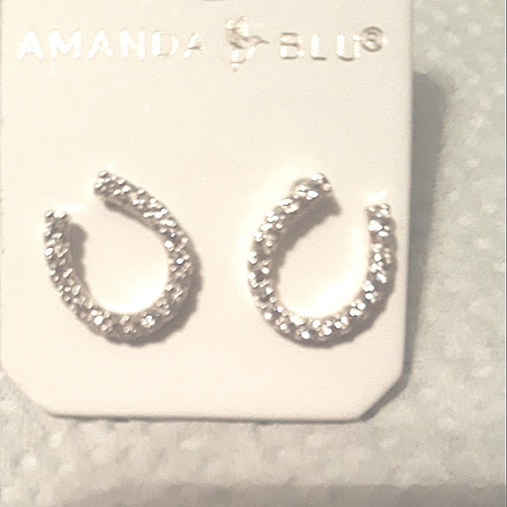 Beautiful Feminine Horseshoe CZ Stud Earrings 18kt gold plated NEW Good luck NEW